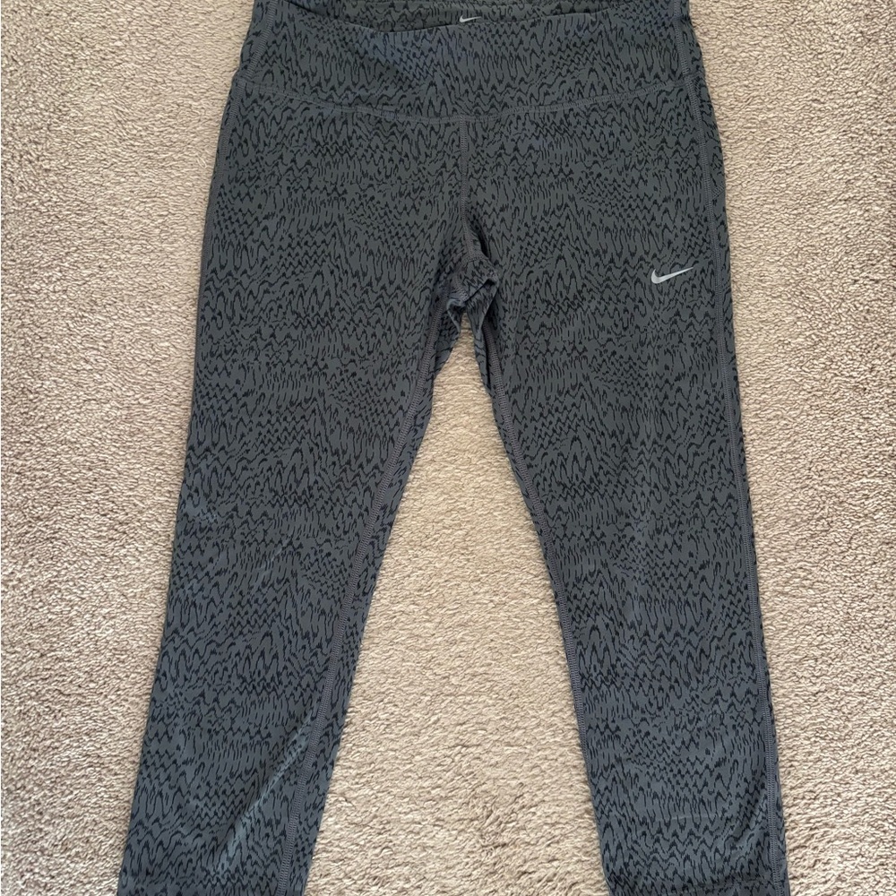 Nike Black Patterned Leggings